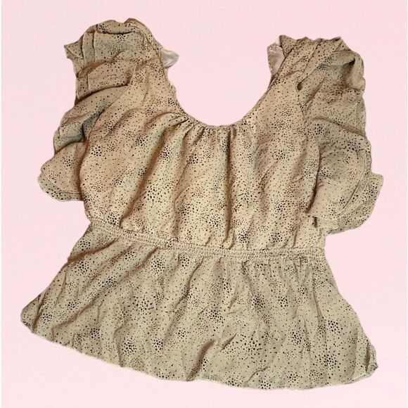 Gold Blouse  - Picture 5 of 8